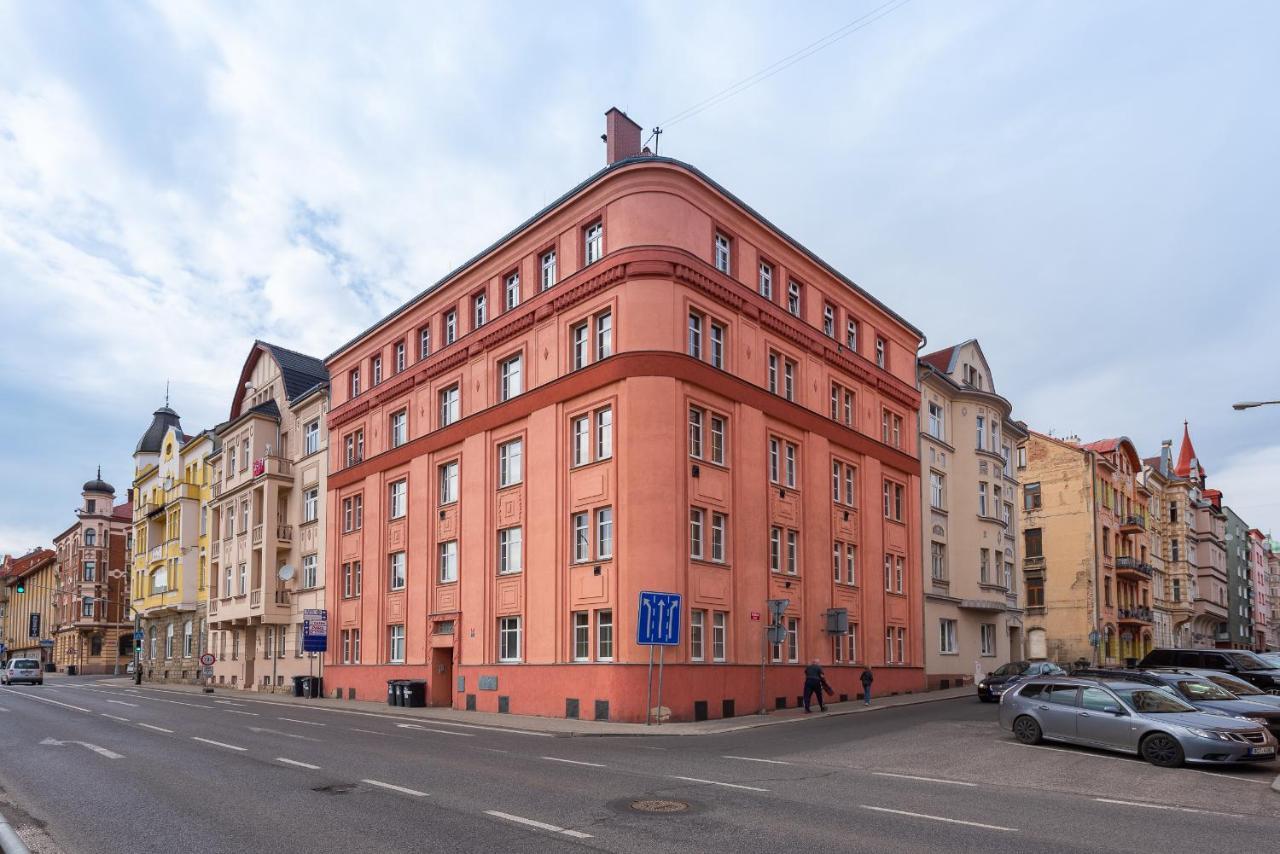 Lena Apartment Decin Exteriör bild
